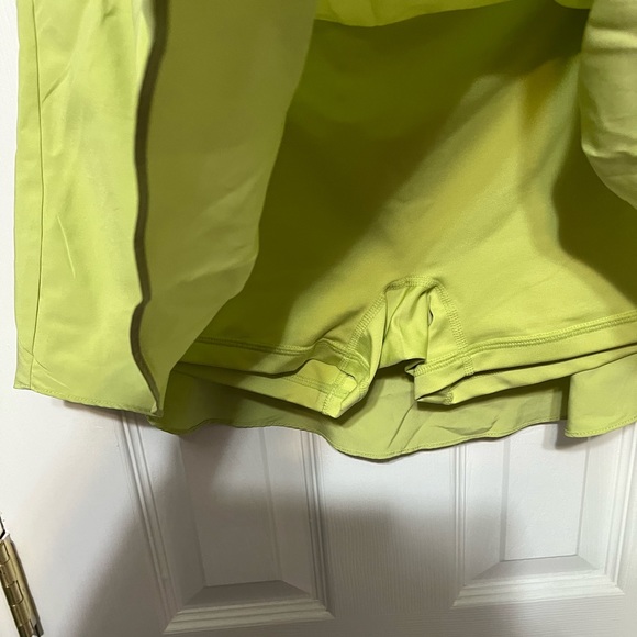 SALE! Bundle & Save Mint Green tennis skort size M - Picture 4 of 5